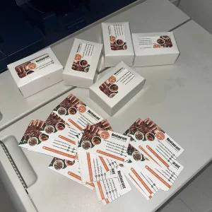 Cartes de visite conçues et imprimées par Diamond Agency pour le restaurant Akfadou